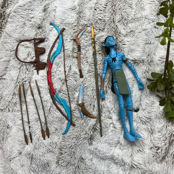 Disney World Pandora Avatar Maker ACE Young Male Na'vi Figure Blue Eyes - Picture 5 of 12